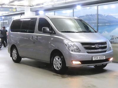2012 Hyundai Starex