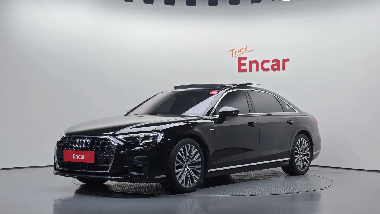 2022 Audi A8
