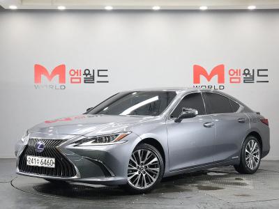 2021 Lexus ES