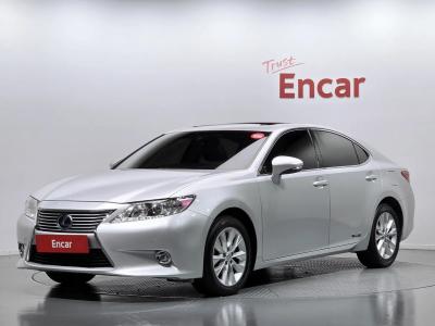 2015 Lexus ES