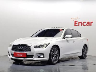 2014 Infiniti Q50