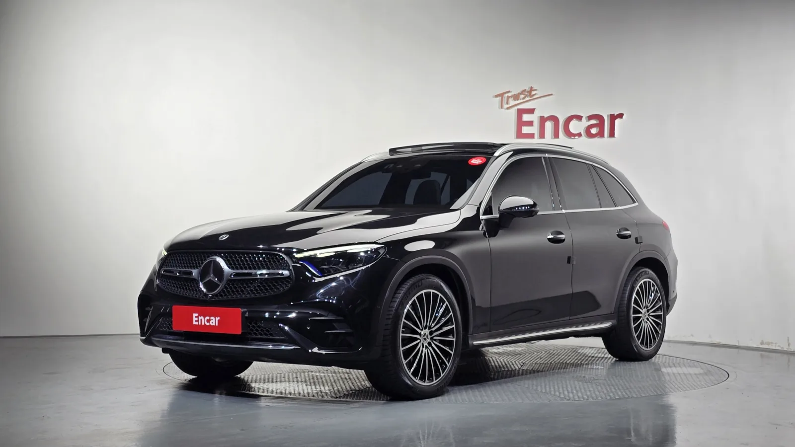 2024 Mercedes-Benz GLC-Class