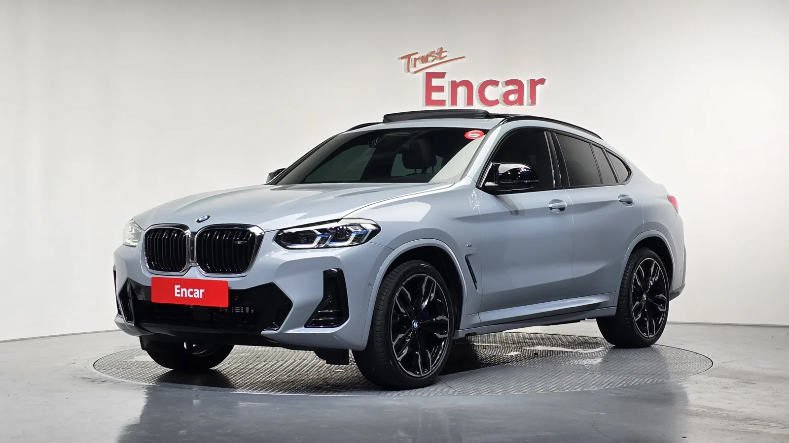 2025 BMW X4