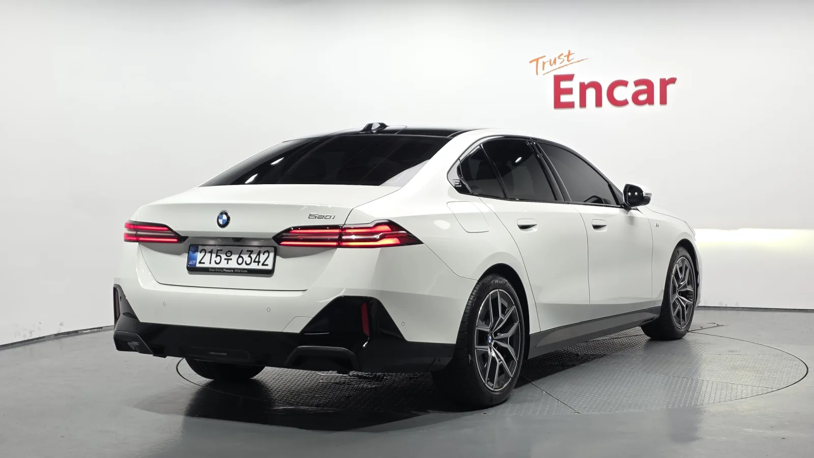 2025 BMW 5-Series