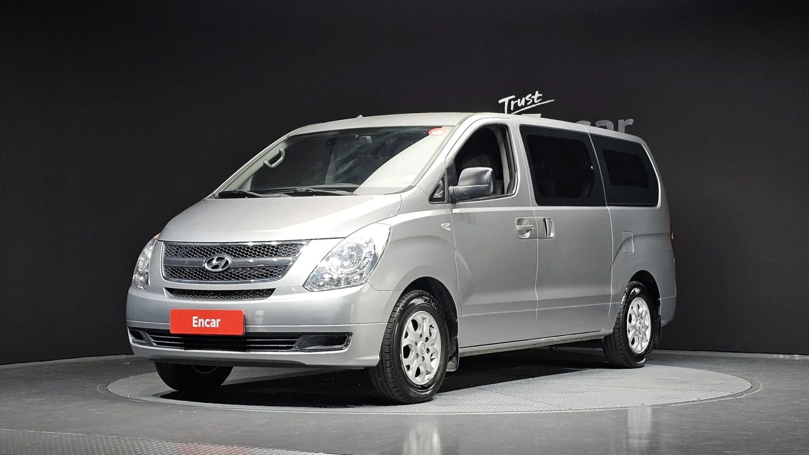2013 Hyundai Starex