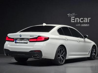 2023 BMW 5-Series