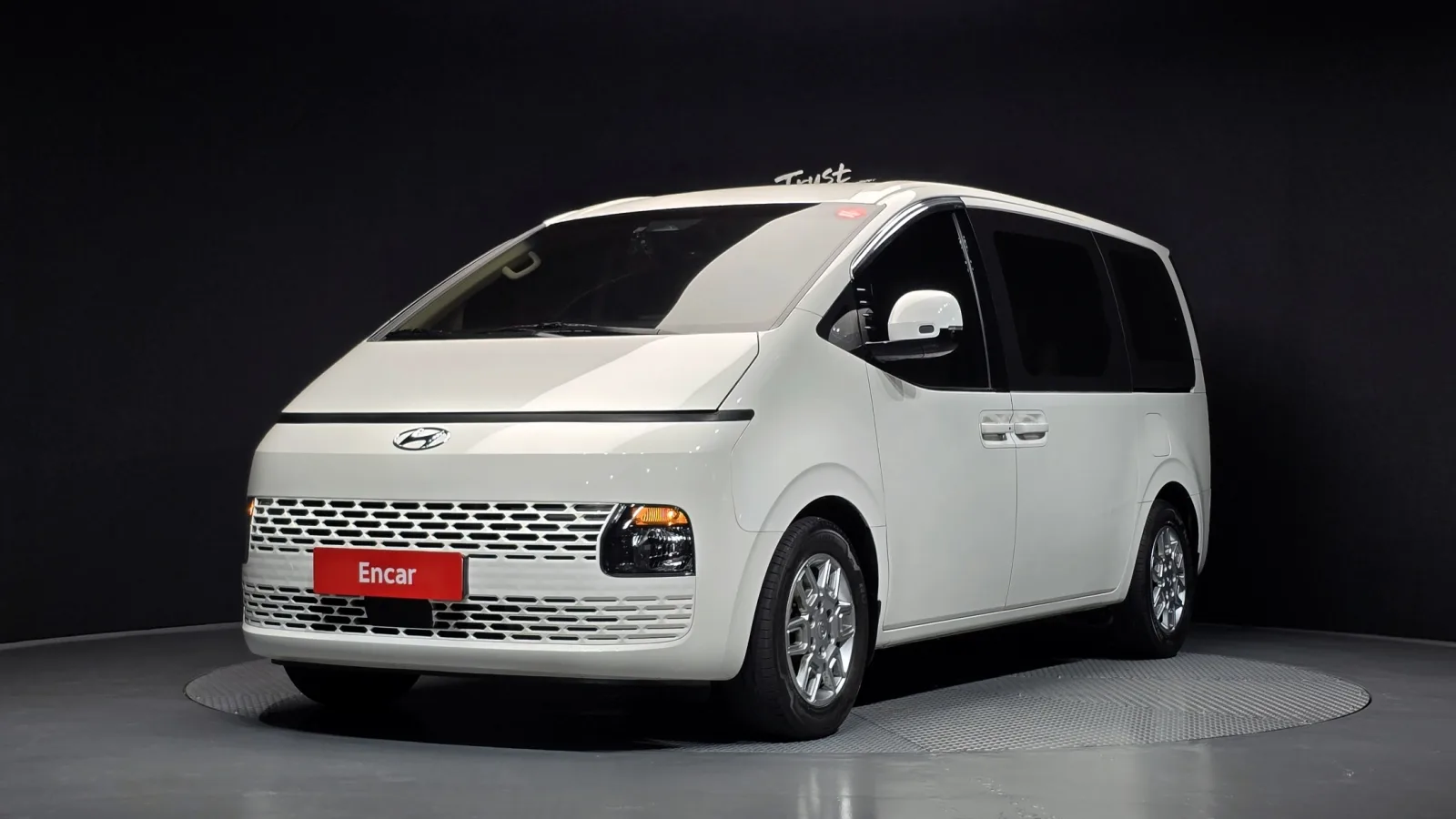2022 Hyundai Staria