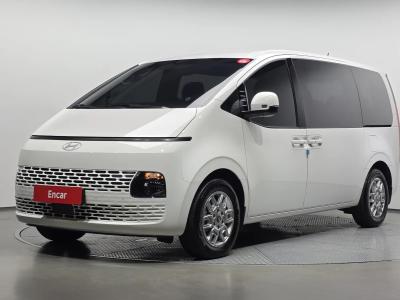 Hyundai Staria 2025