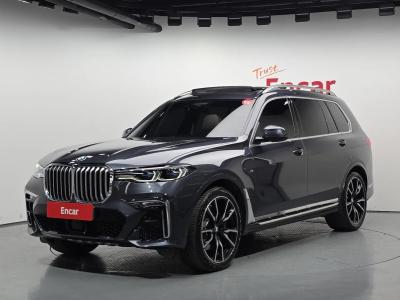 2022 BMW X7