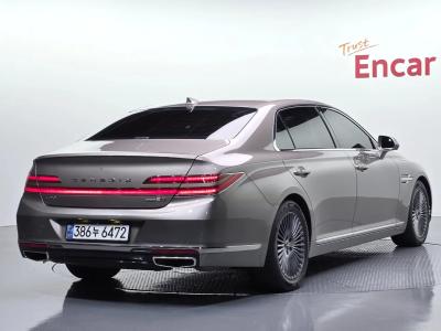 2019 Genesis G90