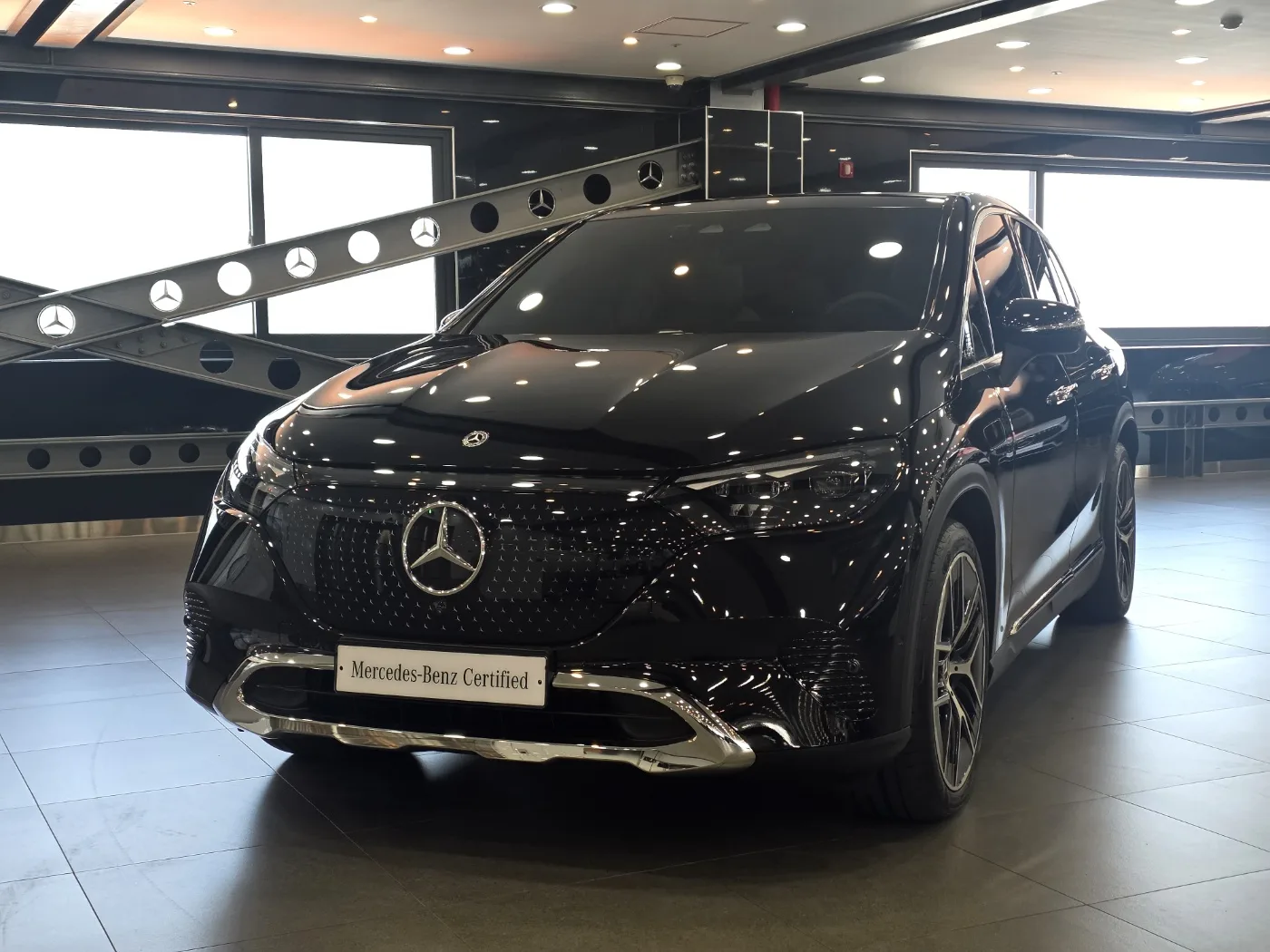 2025 Mercedes-Benz EQE