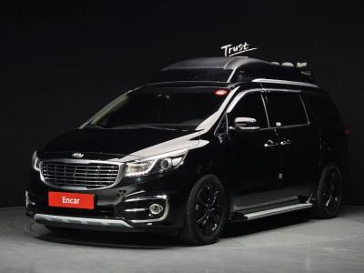2015 Kia Carnival