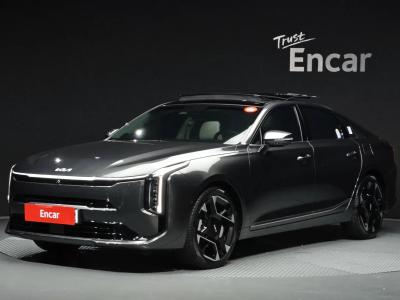 2025 Kia K8