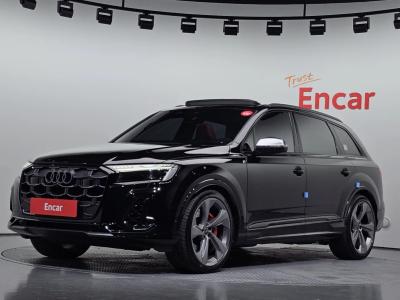 2025 Audi SQ7