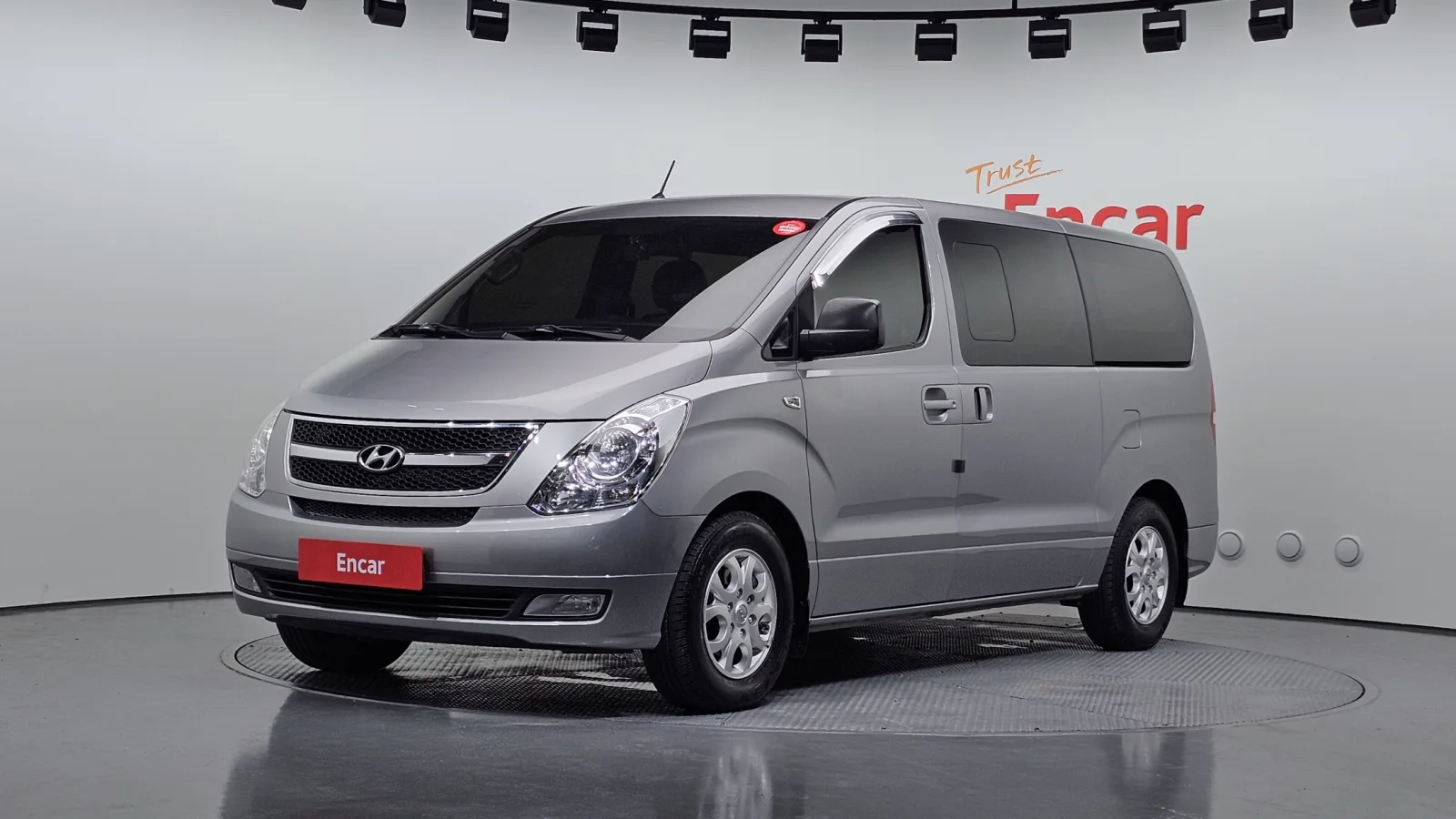 2016 Hyundai Starex