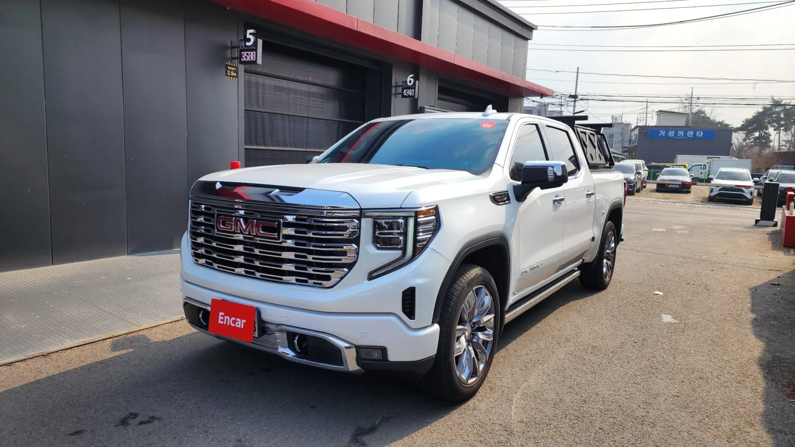 2023 GMC Sierra