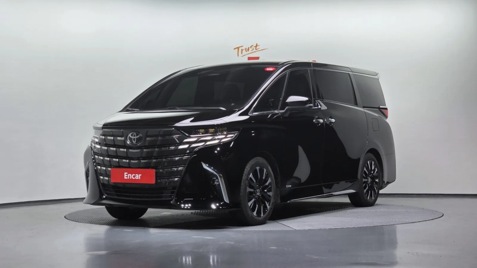 2025 Toyota Alphard