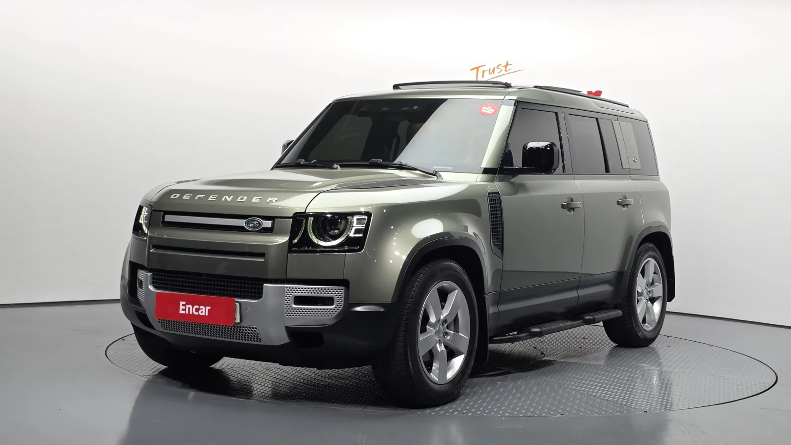 2023 Land Rover Defender