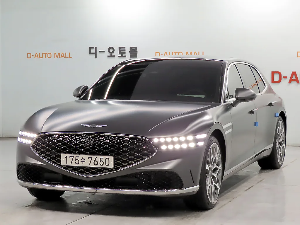 2026 Genesis G90
