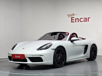 2017 Porsche 718