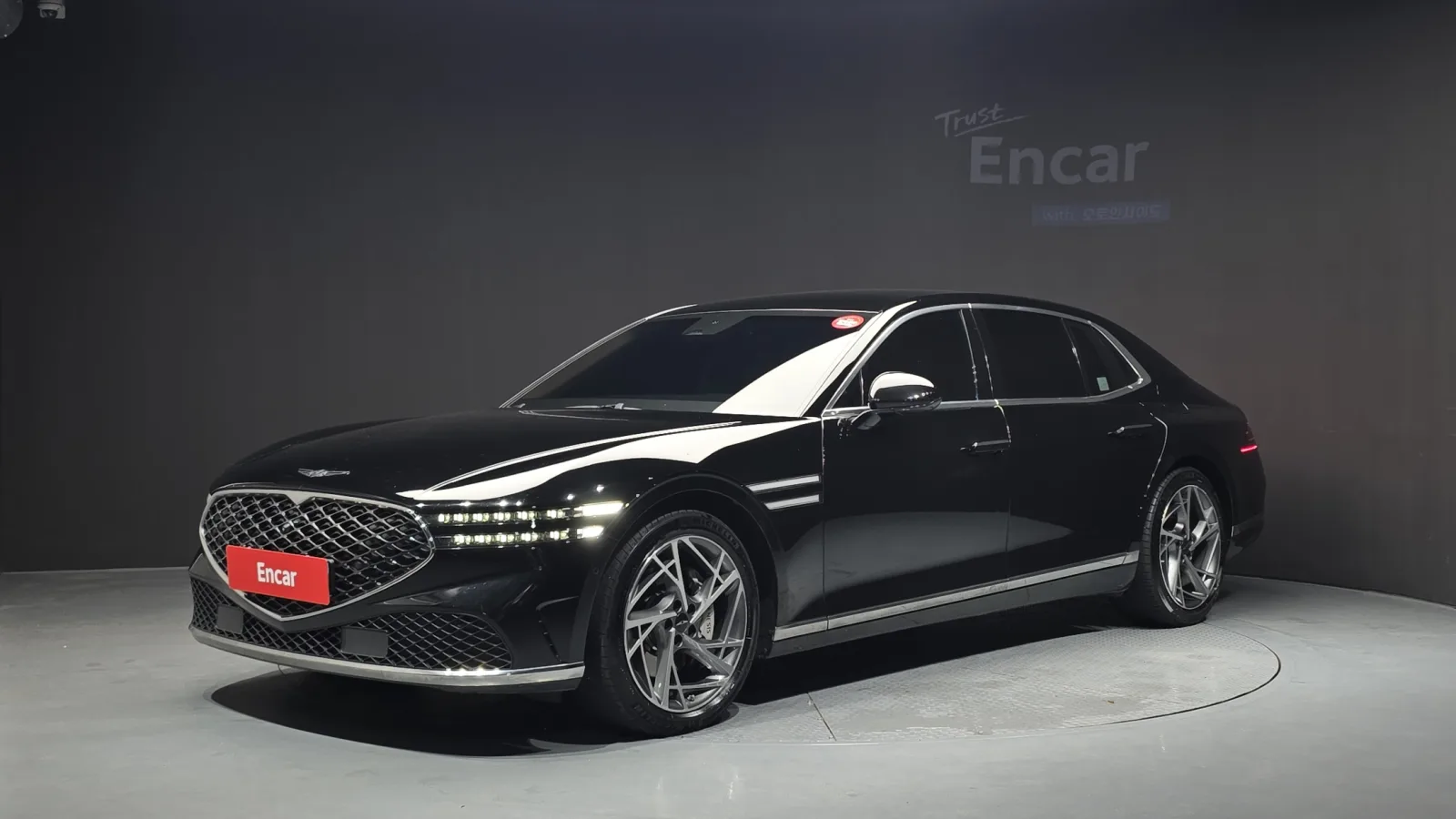 2022 Genesis G90