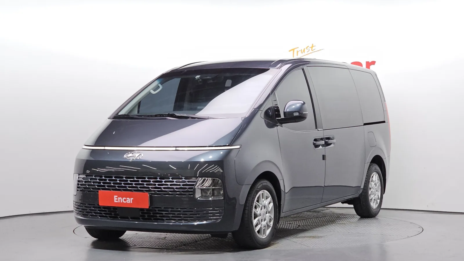 2022 Hyundai Staria
