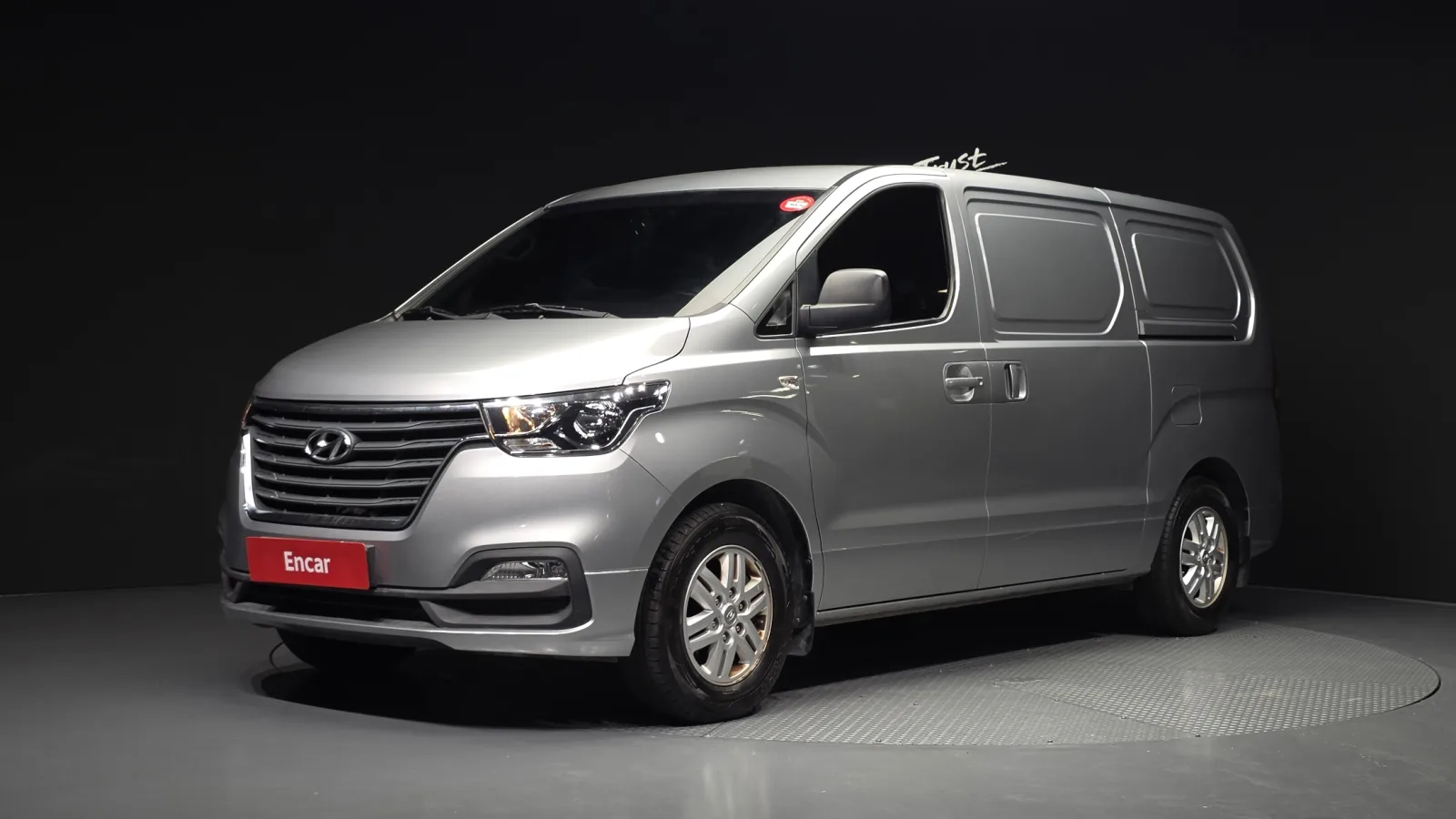 2020 Hyundai Starex