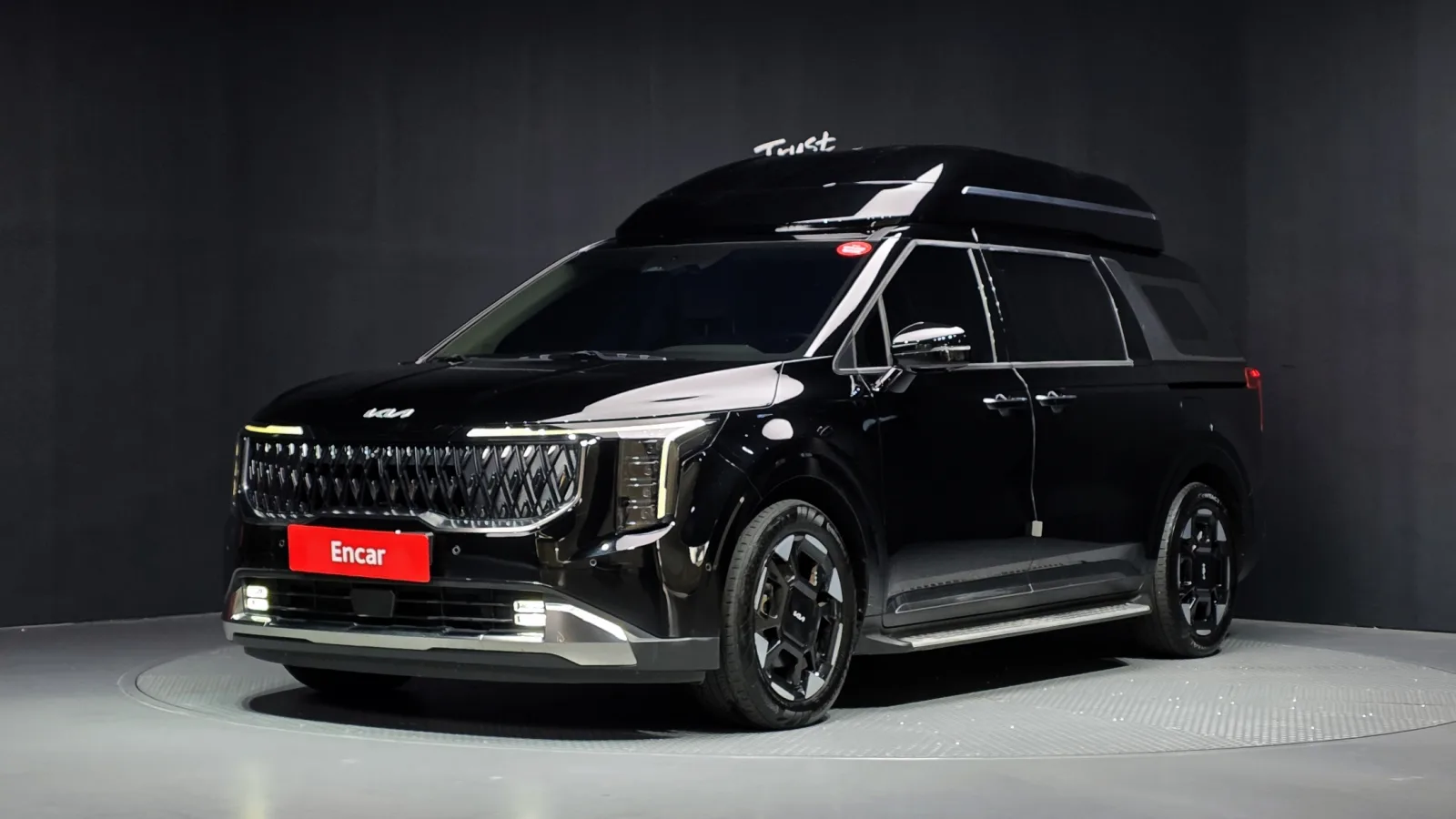 2025 Kia Carnival
