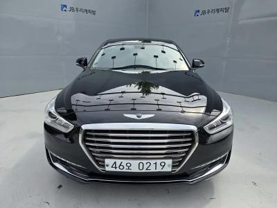 2016 Genesis EQ900