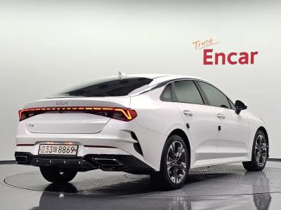 2022 Kia K5
