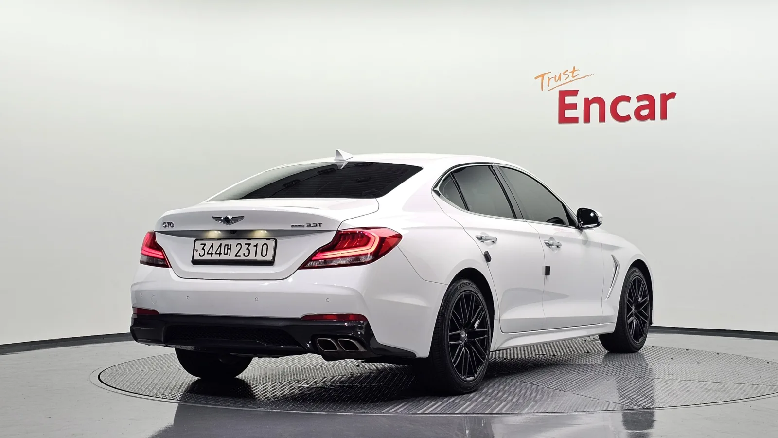 2020 Genesis G70