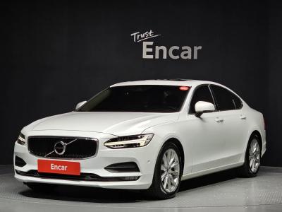 2018 Volvo S90