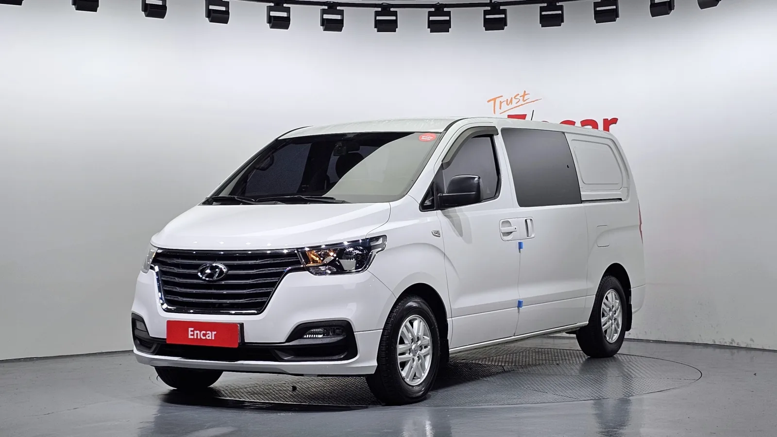 2019 Hyundai Starex