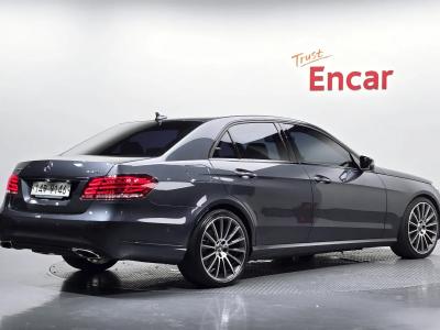 2016 Mercedes-Benz E-Class