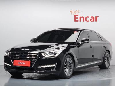 2017 Genesis EQ900