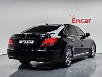 2012 Hyundai Equus