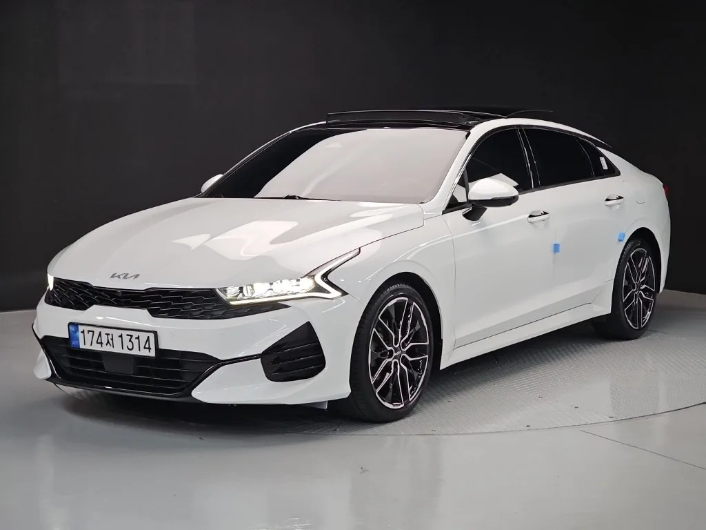 2023 Kia K5