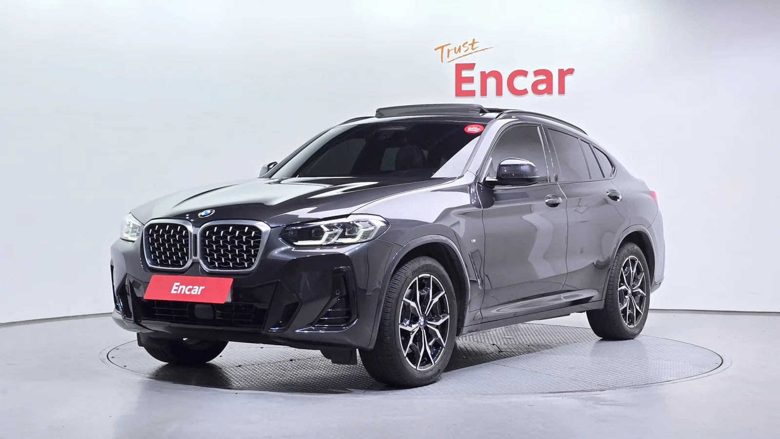 2023 BMW X4