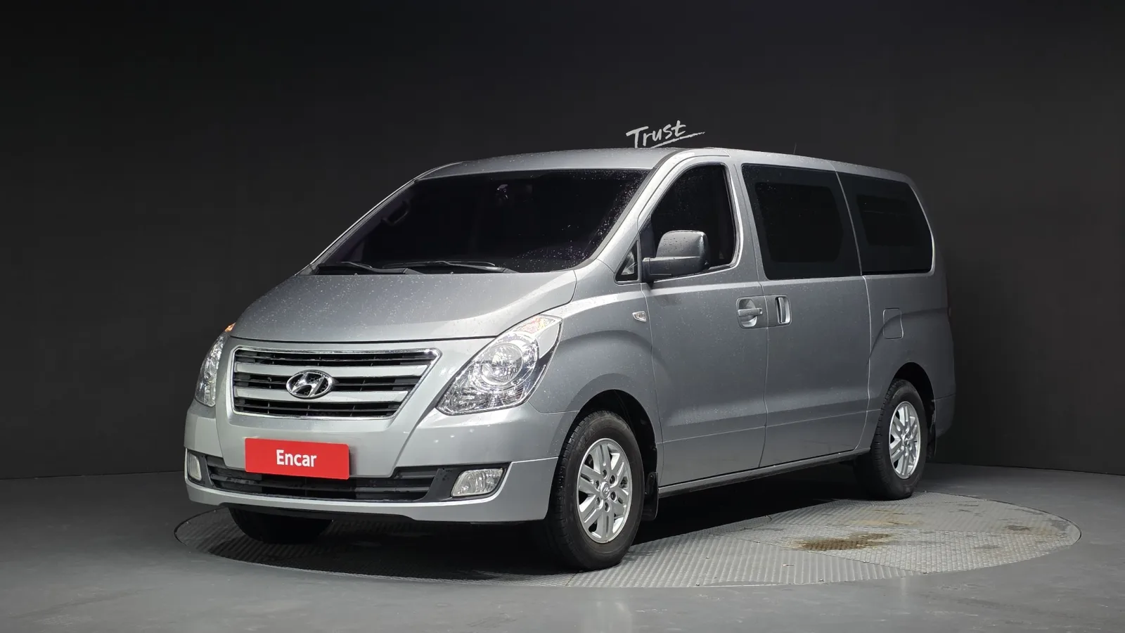 2017 Hyundai Starex