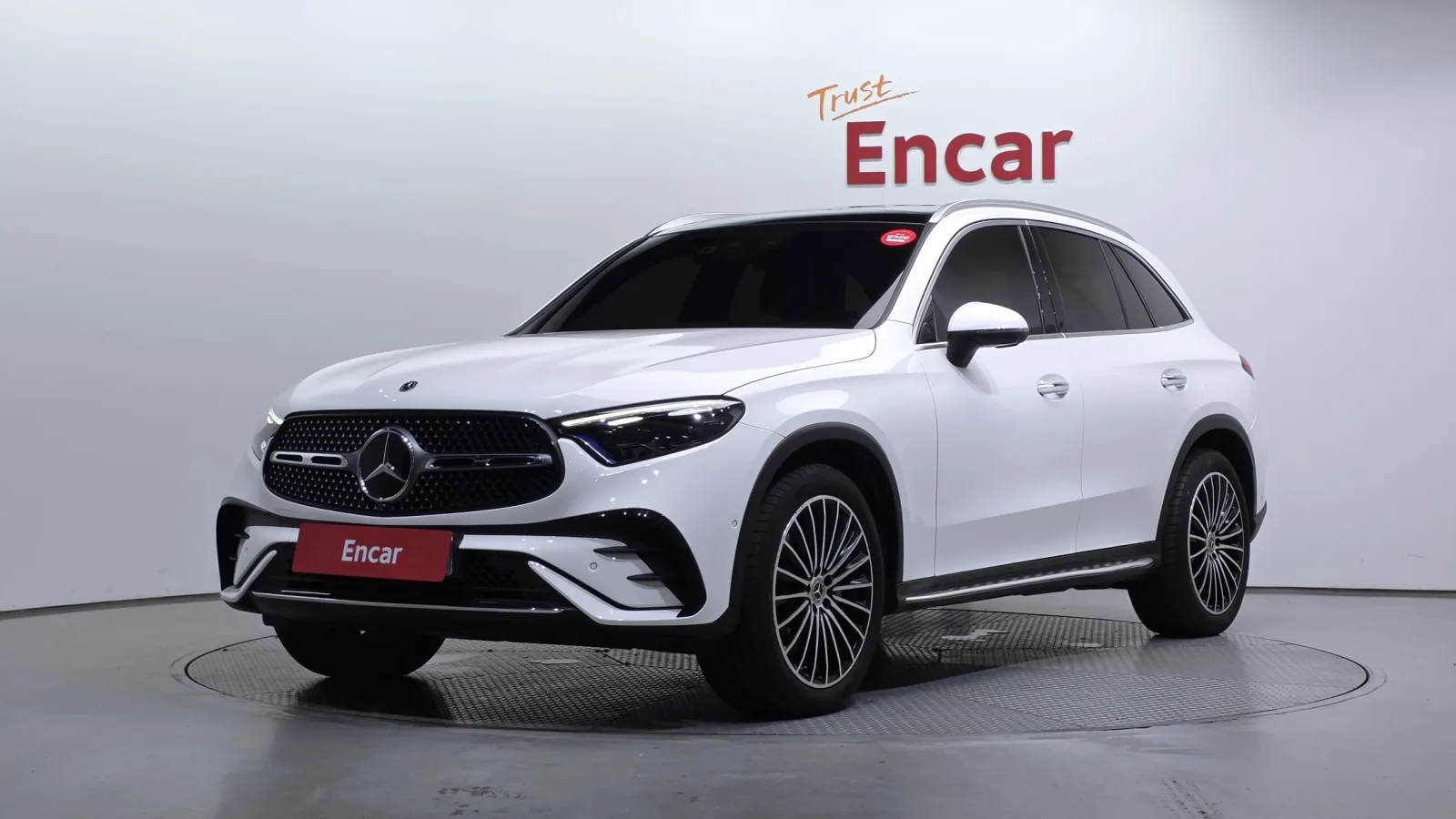 2023 Mercedes-Benz GLC-Class