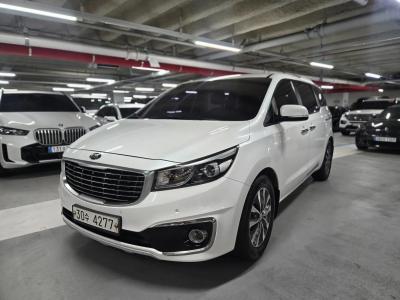2016 Kia Carnival