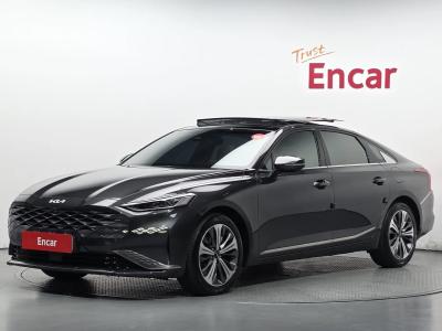2022 Kia K8