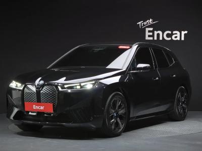 2023 BMW iX