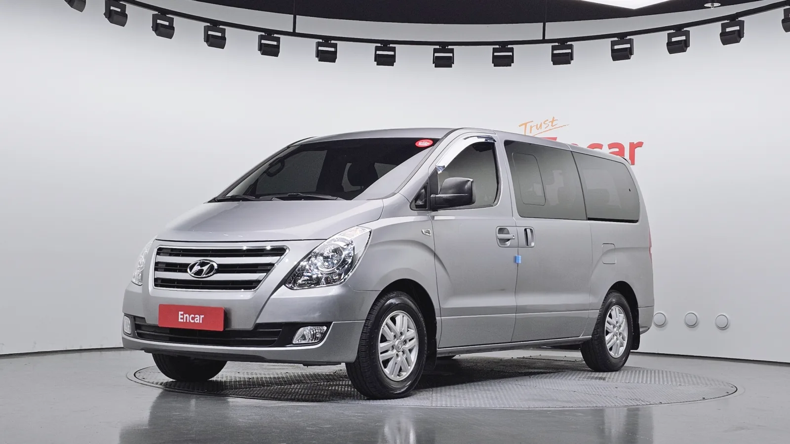 2017 Hyundai Starex