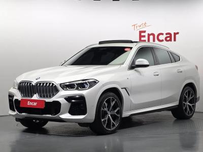 2022 BMW X6