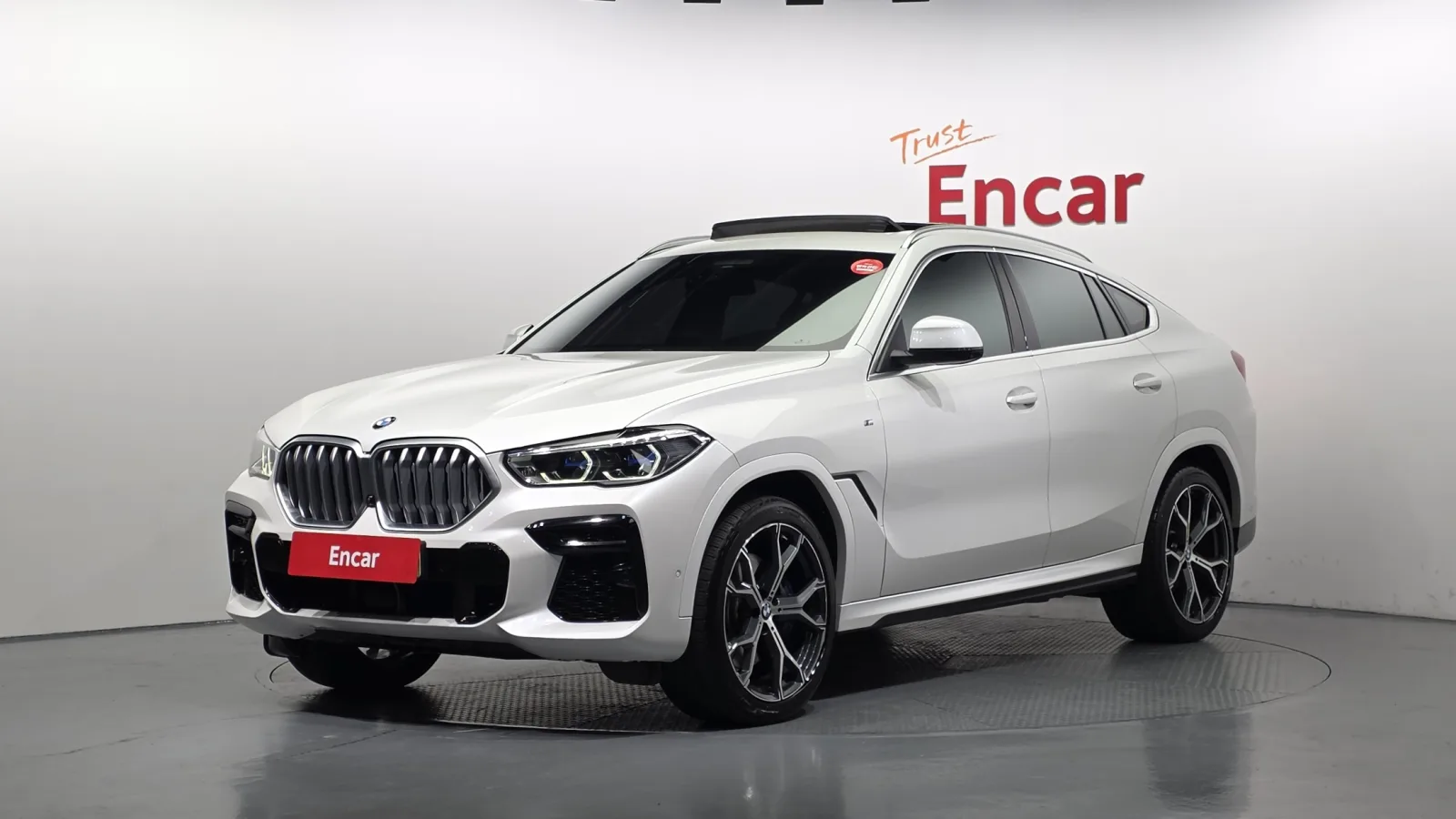 2022 BMW X6