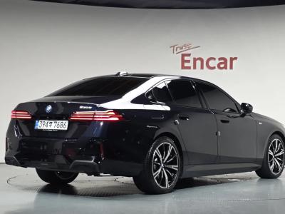 2025 BMW 5-Series