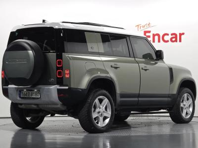 2023 Land Rover Defender