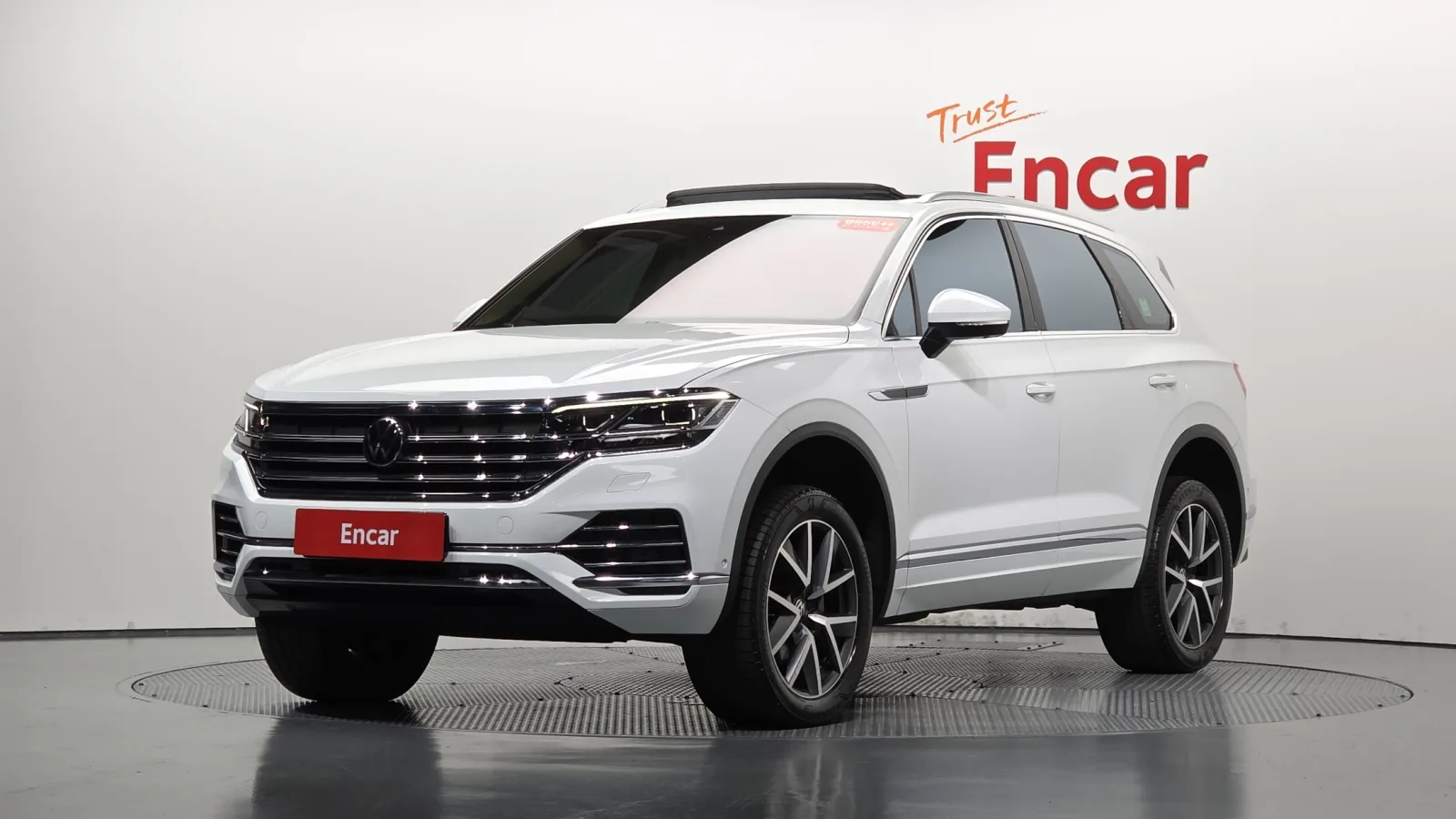 2023 Volkswagen Touareg