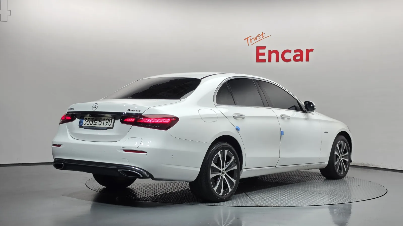 2021 Mercedes-Benz E-Class